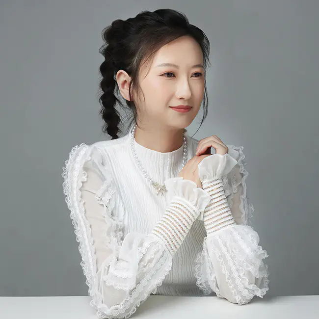 Elaine Xu